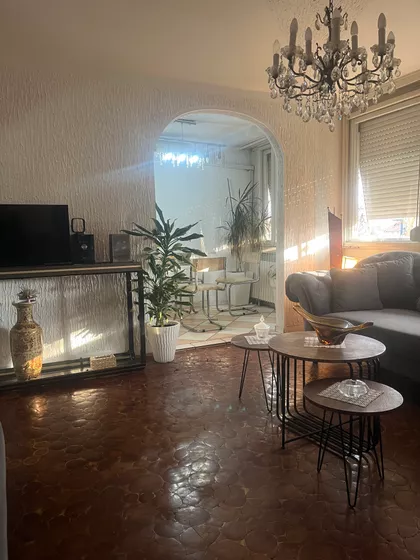 Ustanička 124 | 4zida.rs