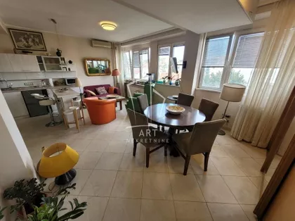 Ustanička | 4zida.rs