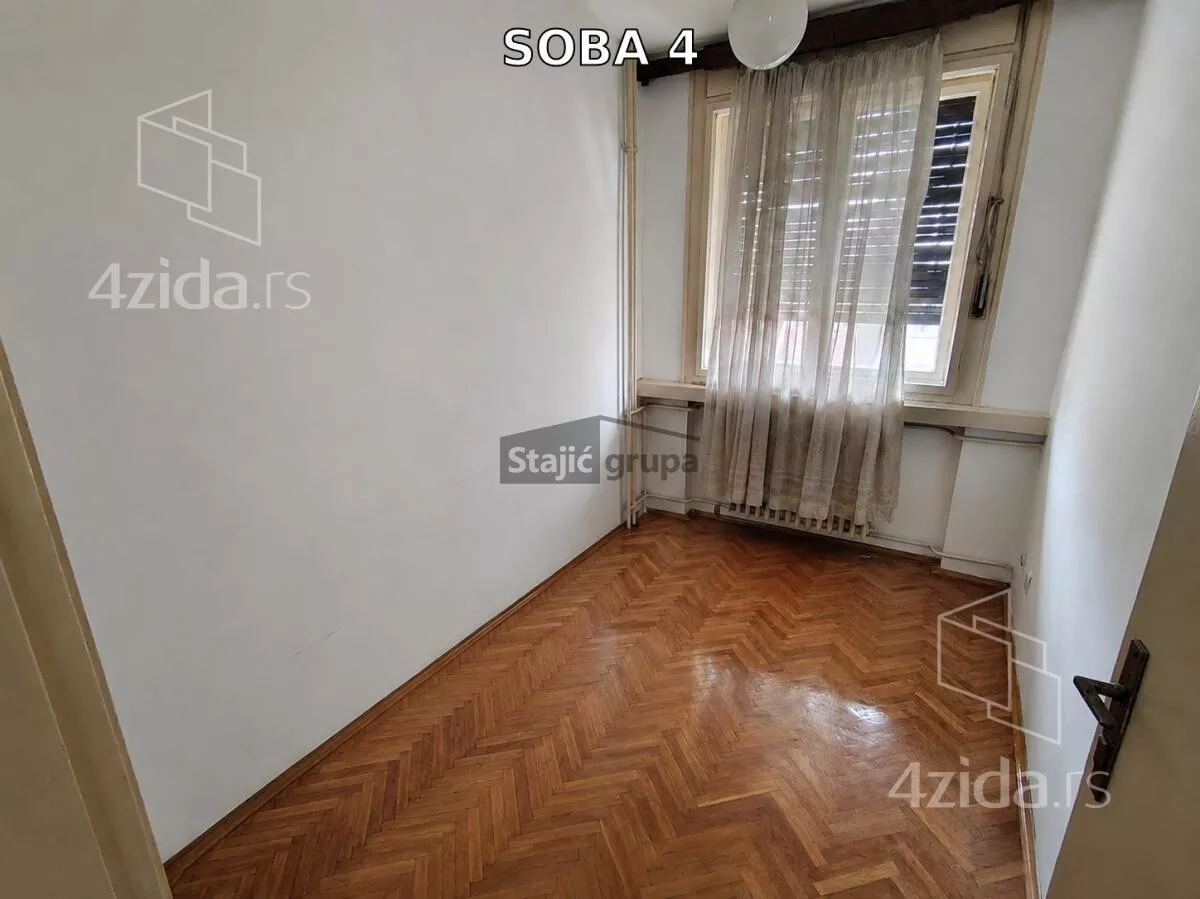 Četvoroiposoban stan | 4zida