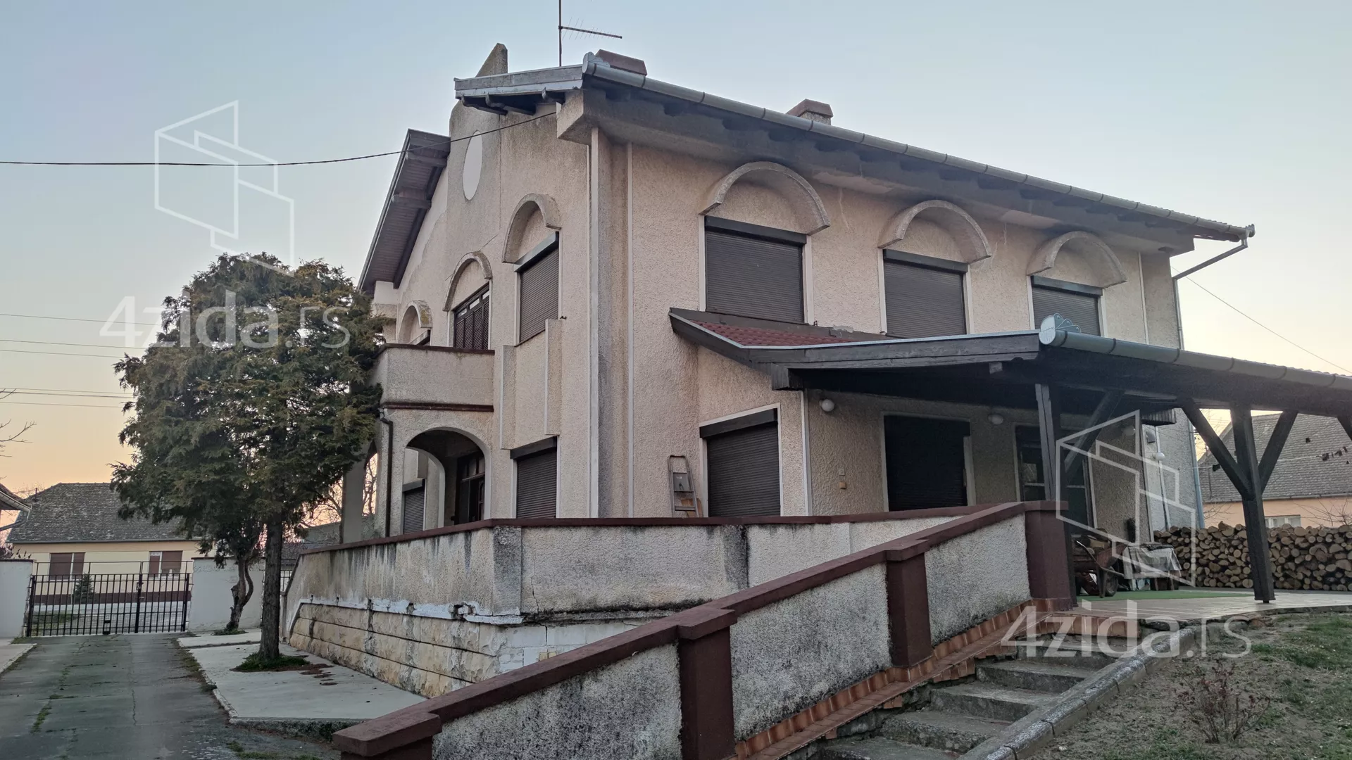 4-etažna kuća | 4zida