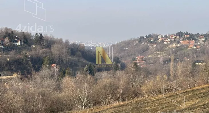 Plac | 4zida