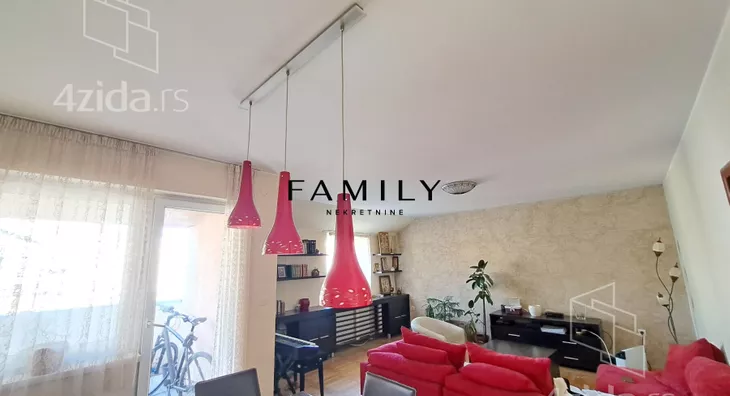 Petosoban stan | 4zida