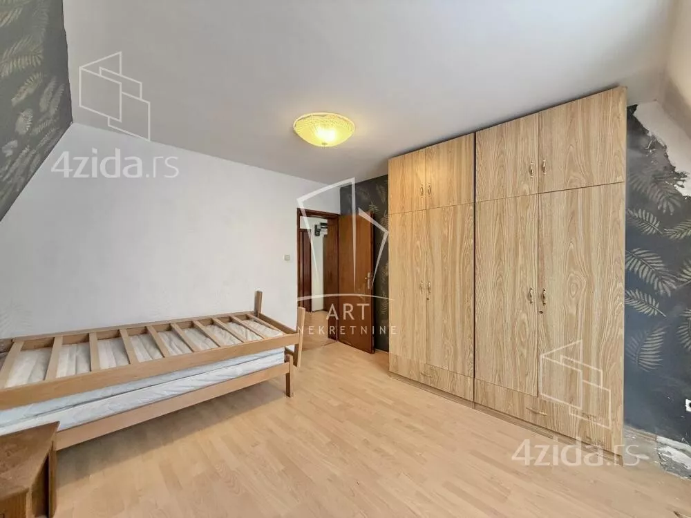 4-etažna kuća | 4zida