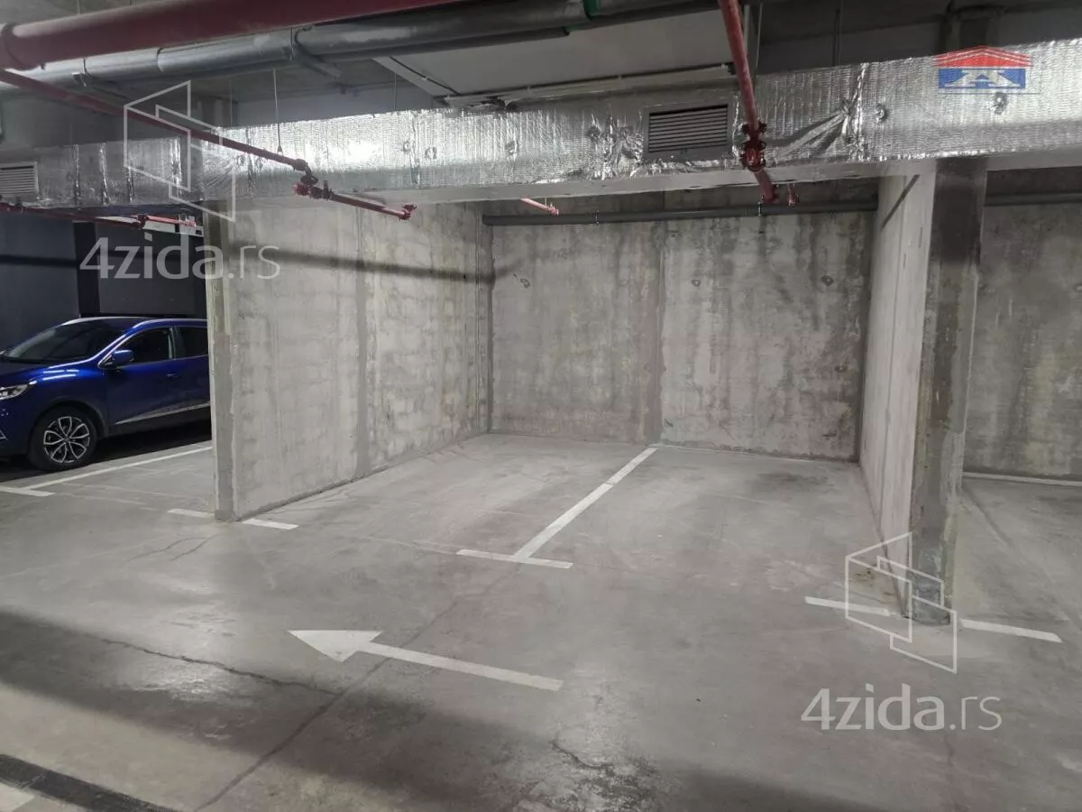 Garaža/Parking | 4zida