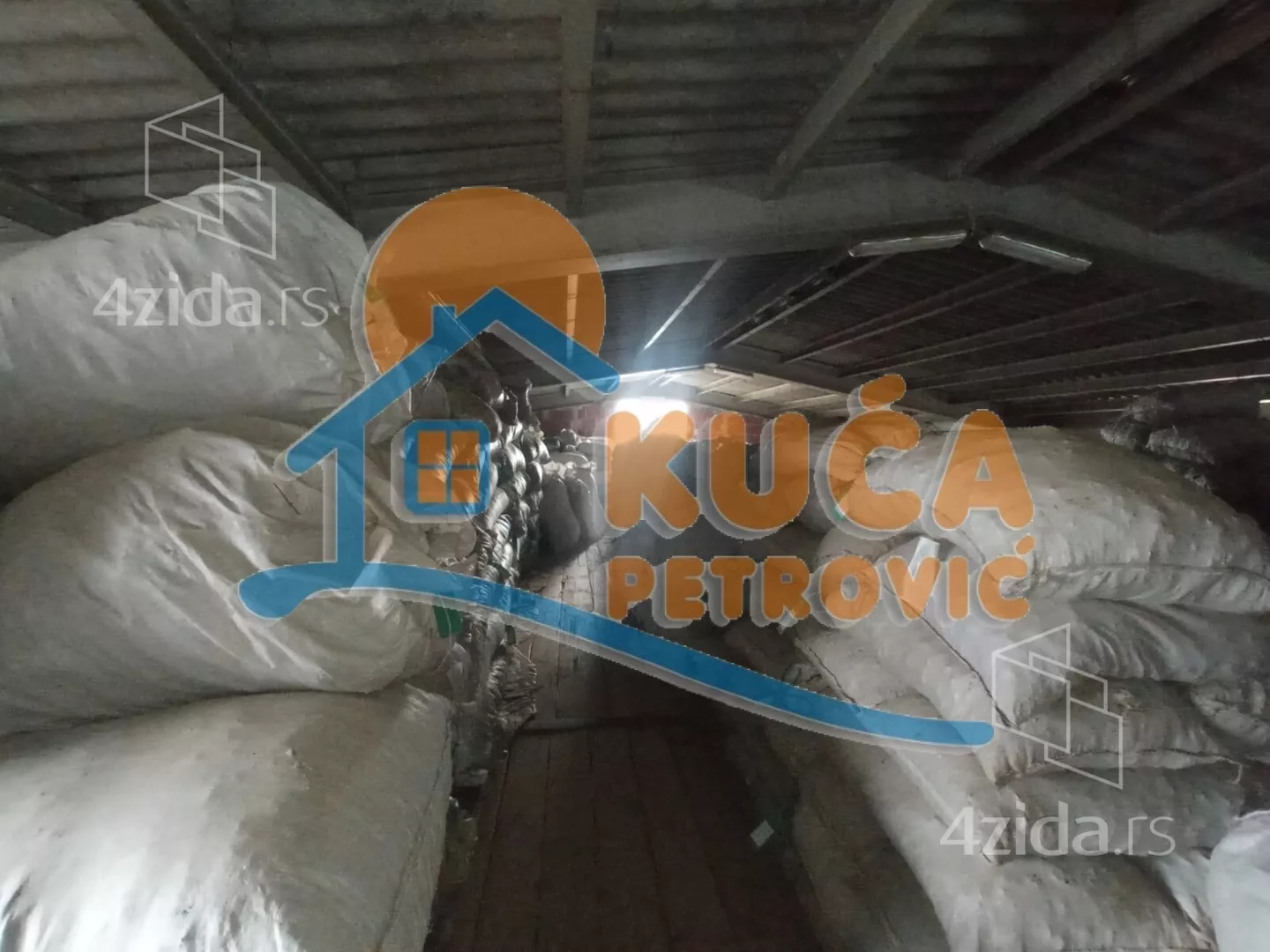 Lokal | 4zida