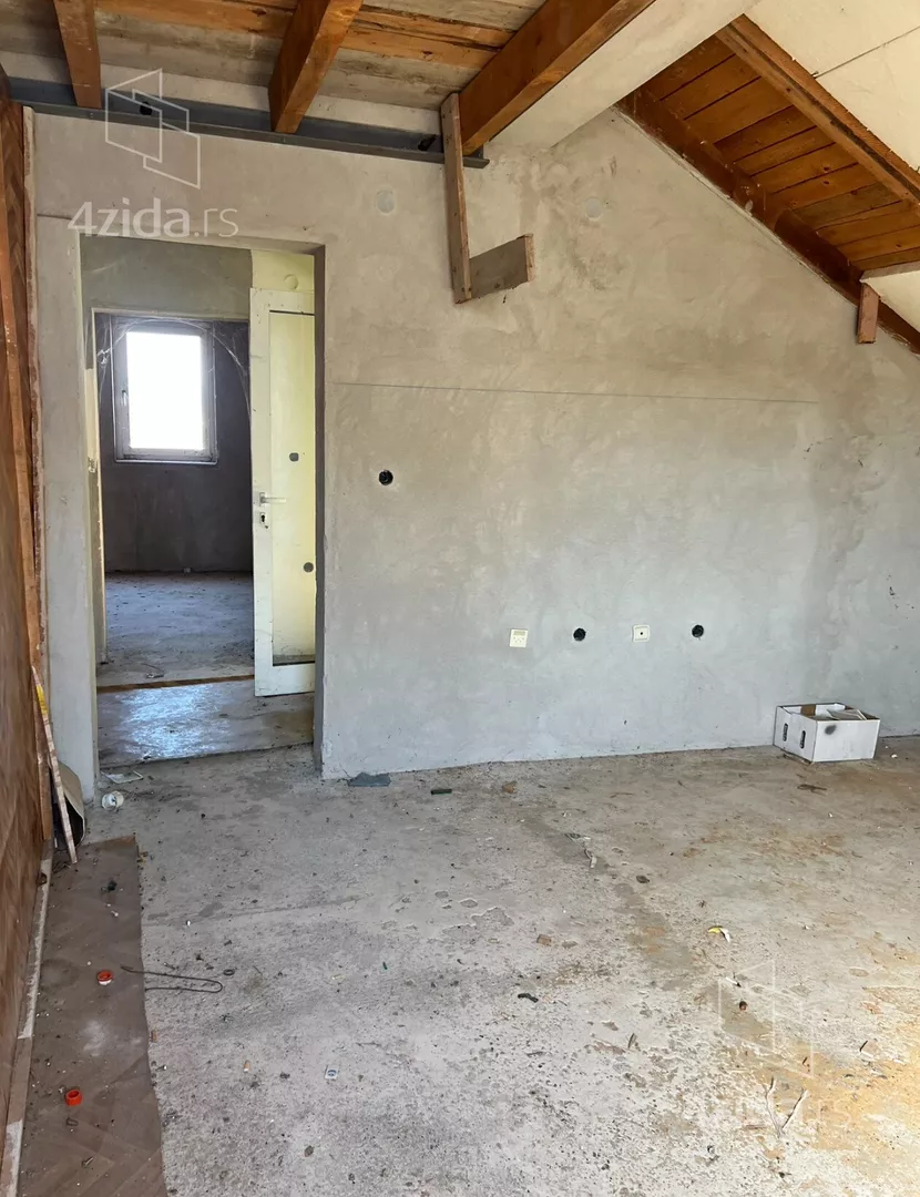 3-etažna kuća | 4zida