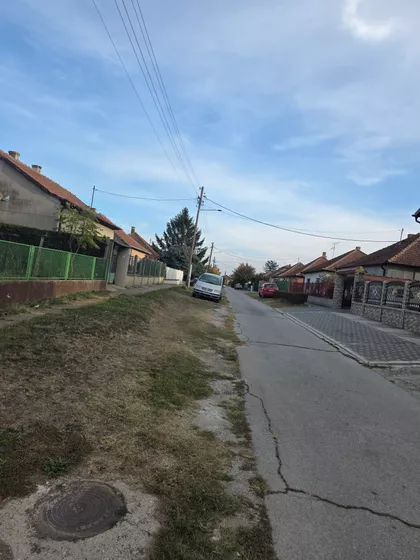 Mali Bajmok | 4zida.rs