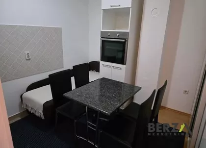 Bulevar Patrijarha Pavla (Somborski Bulevar) | 4zida.rs