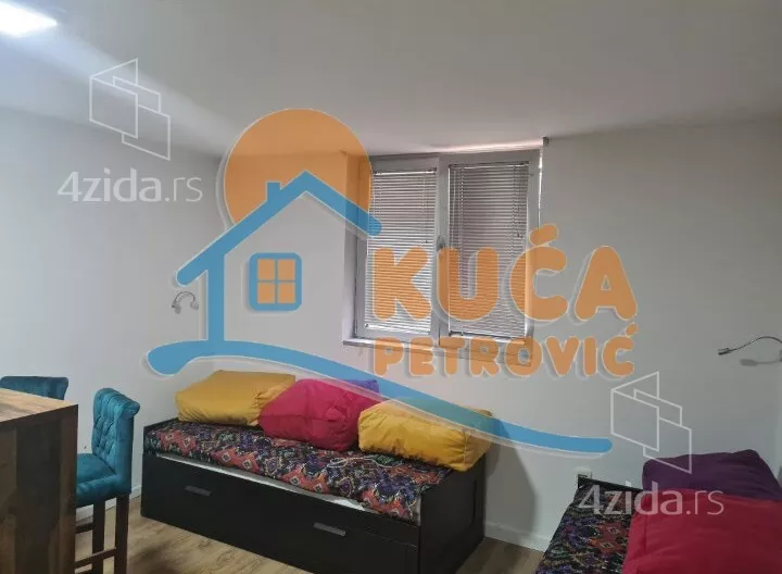 Garsonjera | 4zida