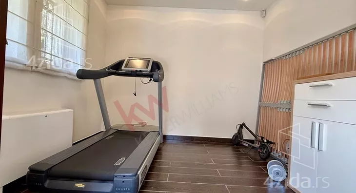 4-etažna kuća | 4zida