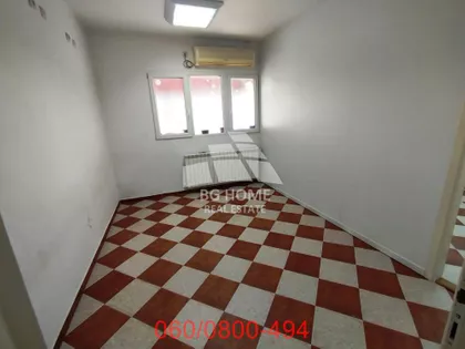 Milana Uzelca | 4zida.rs