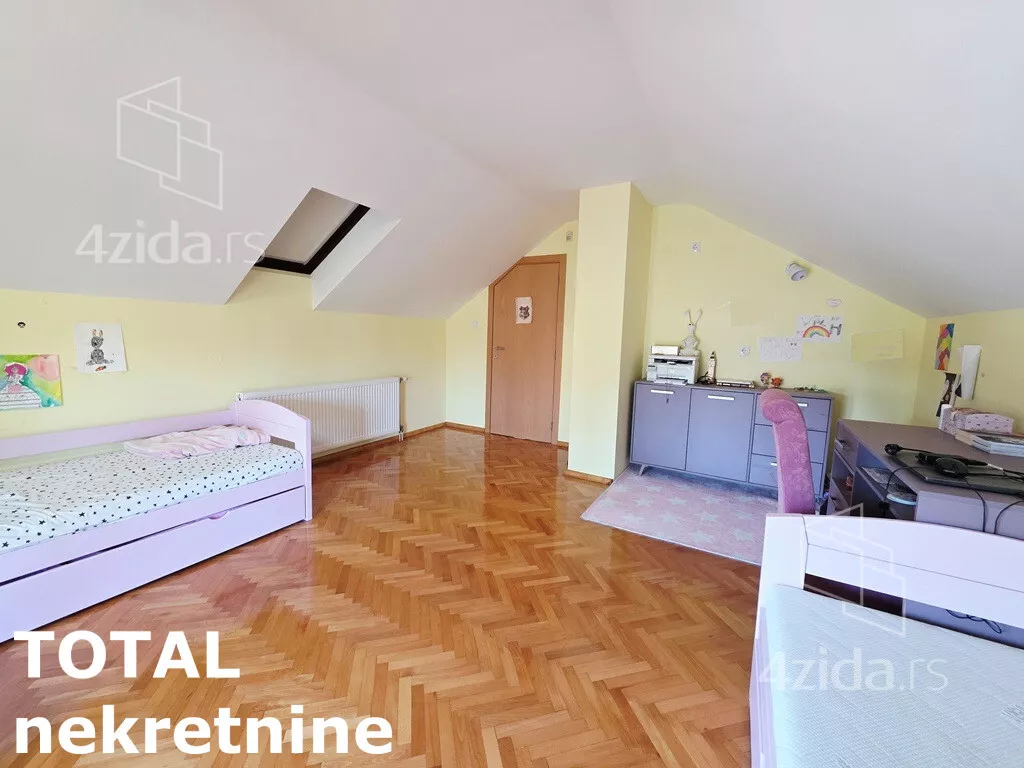 Kuća | 4zida