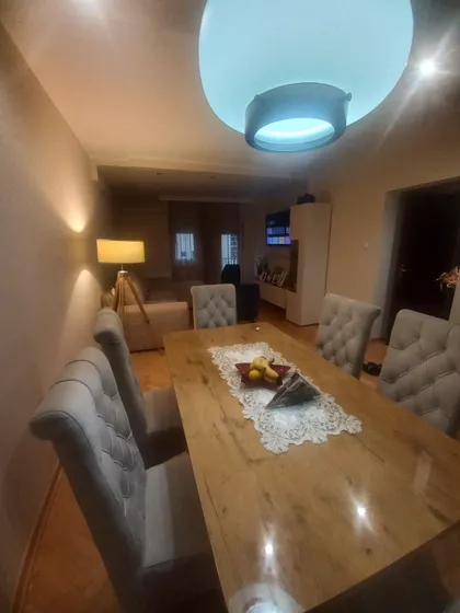 Stojana Novakovića 21A | 4zida.rs