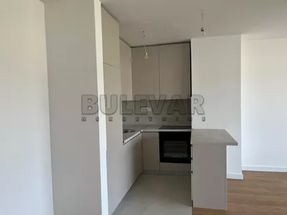 Janisa Janulisa | 4zida.rs