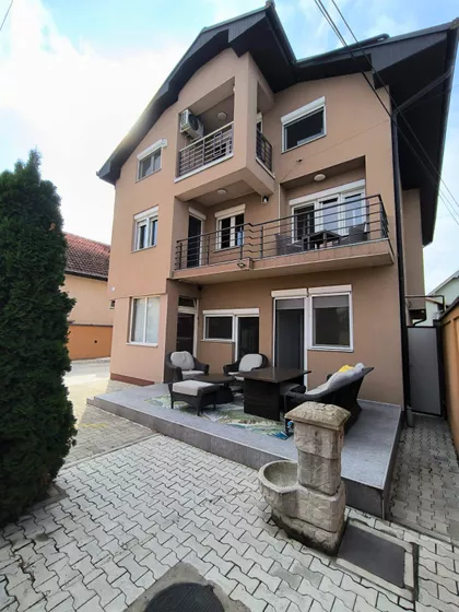 Letnjikovac | 4zida.rs