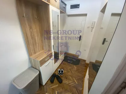 Cara Dušana | 4zida.rs