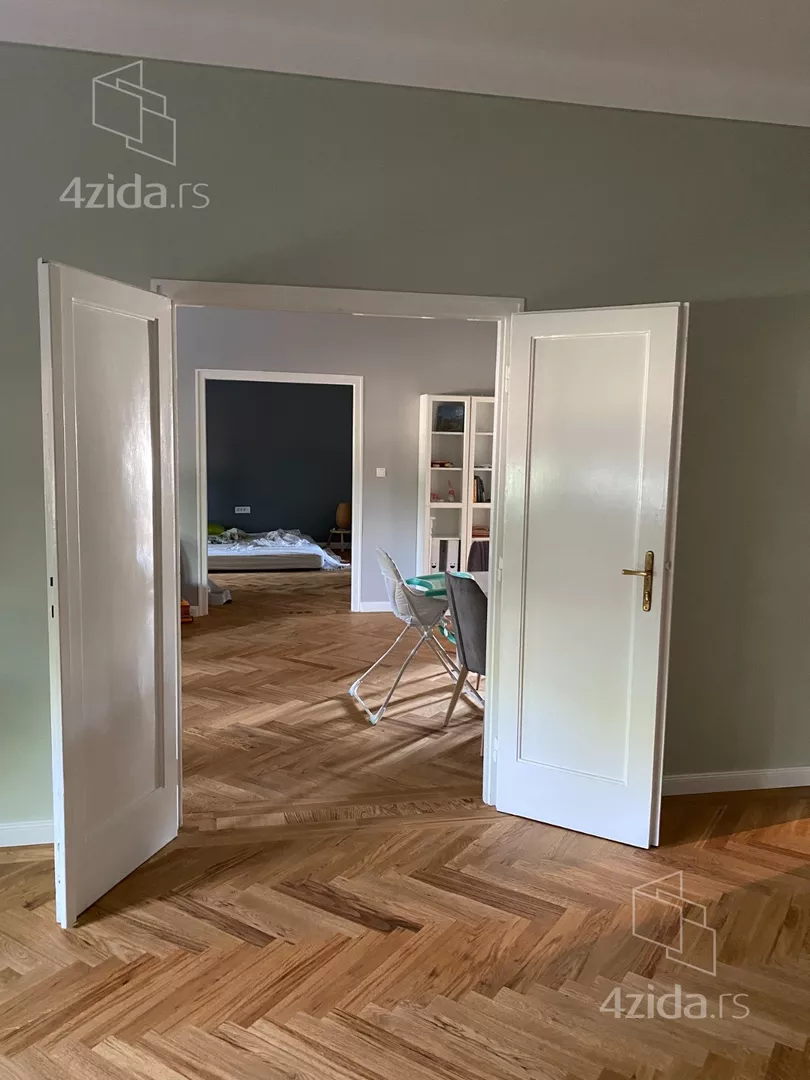 Četvoroiposoban stan | 4zida