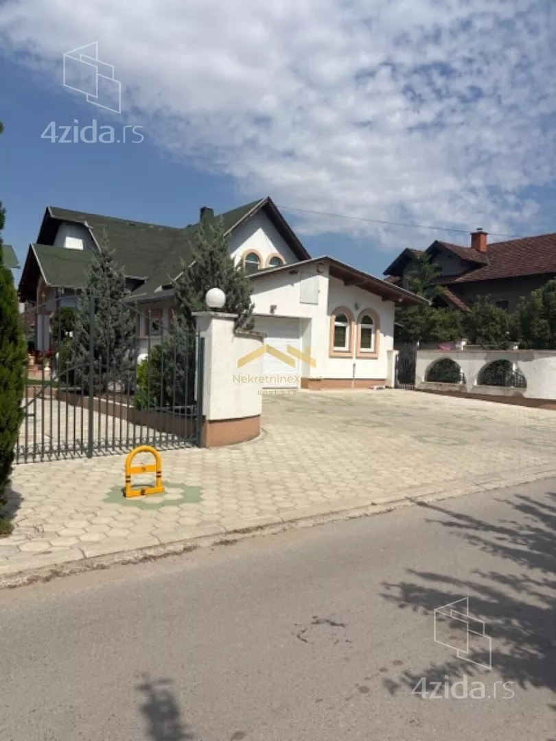 Kuća | 4zida