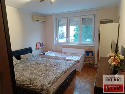 Grbavica | 4zida.rs