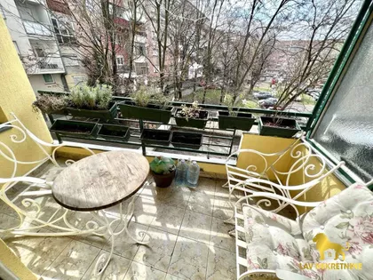 BRAĆE RIBNIKAR | 4zida.rs
