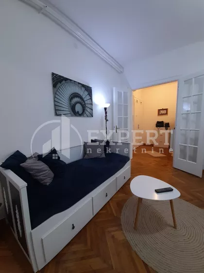 Strahinjića Bana | 4zida.rs