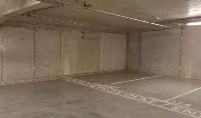 Garaža/Parking | 4zida