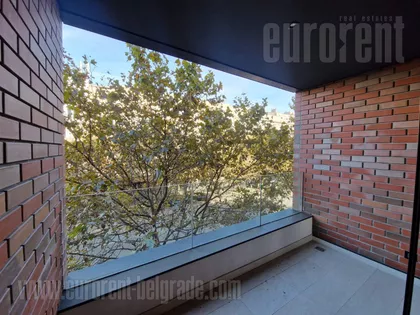 ZVEZDARA-ĐERAM | 4zida.rs