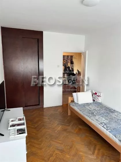 Pariske Komune | 4zida.rs