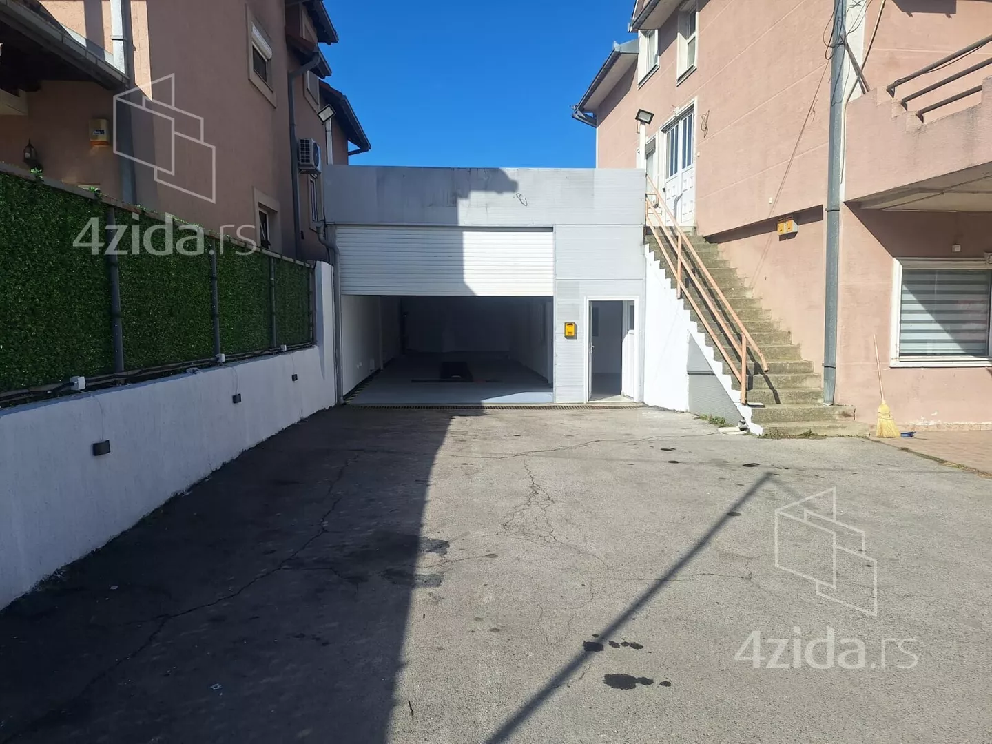 Poslovni prostor | 4zida