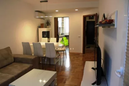 Dom Zdravlja | 4zida.rs