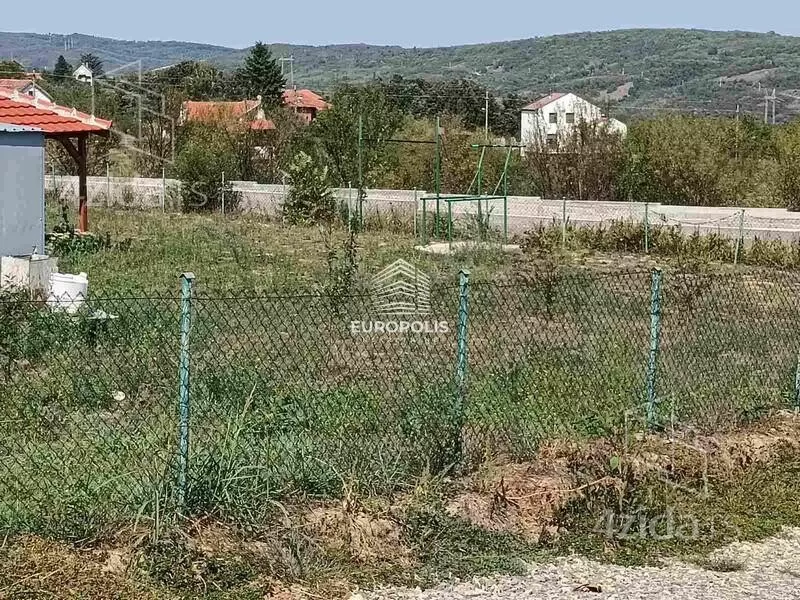 Građevinsko zemljište | 4zida