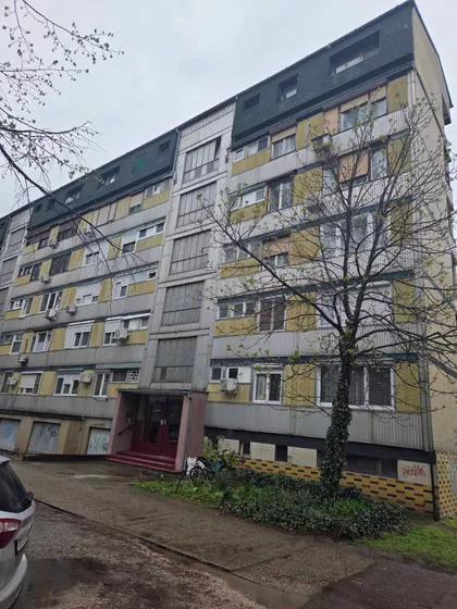 Radijalac | 4zida.rs