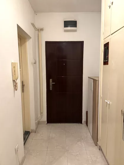 Džona Kenedija 33 | 4zida.rs