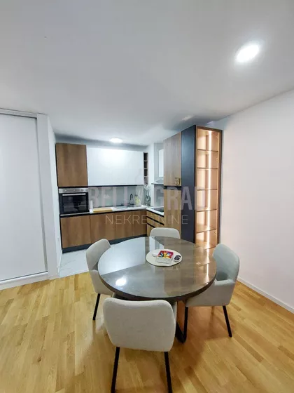 Mirka Milojkovića | 4zida.rs