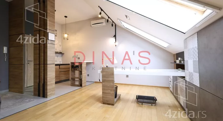 Petosoban stan | 4zida