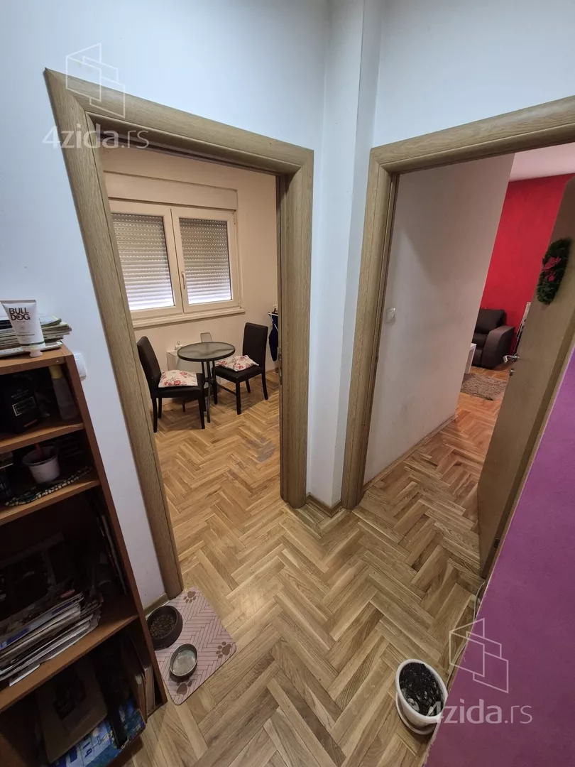 Troiposoban stan | 4zida