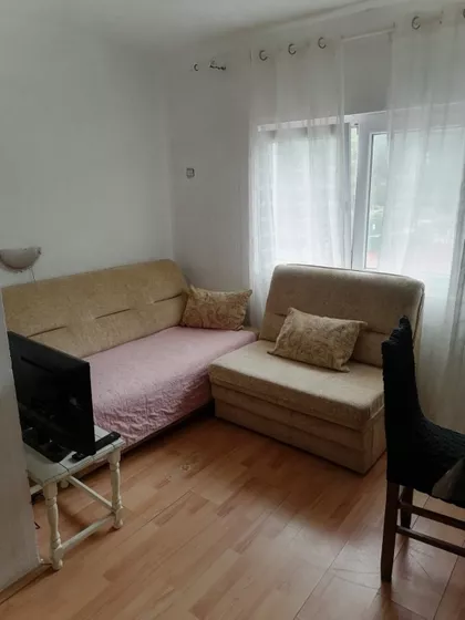 Nušićeva 27 | 4zida.rs