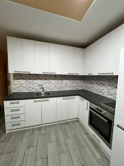 Bajnatska | 4zida.rs