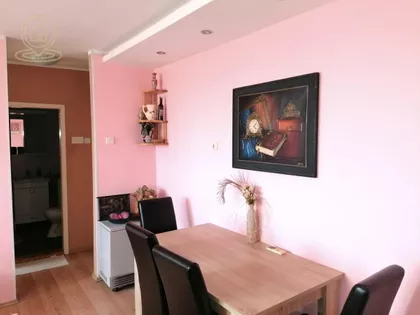 Zeleni Venac | 4zida.rs