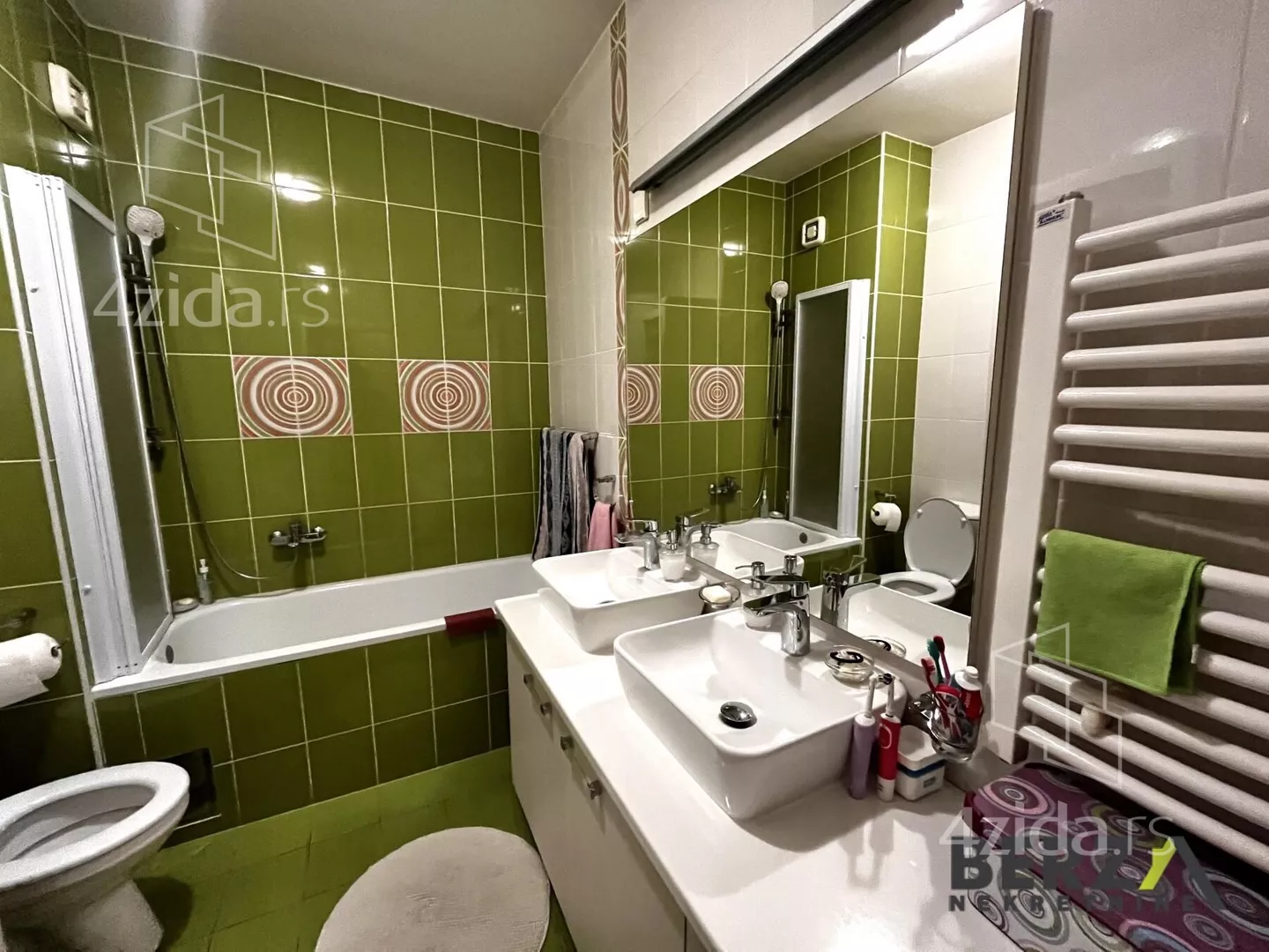 Troiposoban stan | 4zida