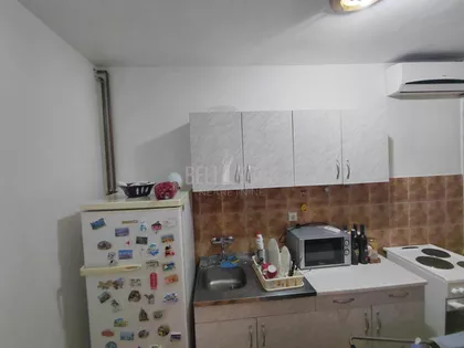 Milana Uzelca | 4zida.rs