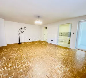 Cara Dušana, Adamovićevo Naselje, Gradske lokacije, Novi Sad, 2.0 stan | 4zida.rs