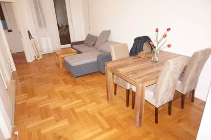 Ulcinjska | 4zida.rs