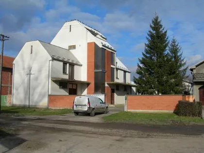 Zore Avakumović | 4zida.rs