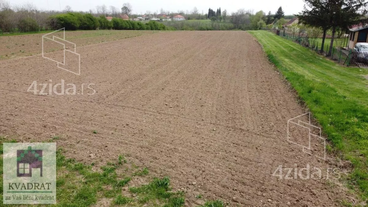 Plac | 4zida