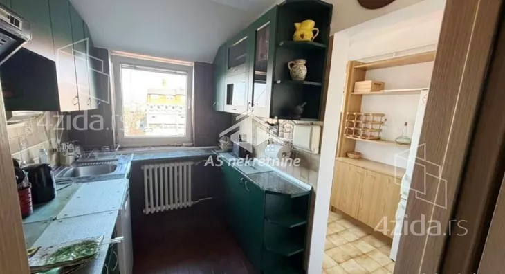 Petosoban stan | 4zida