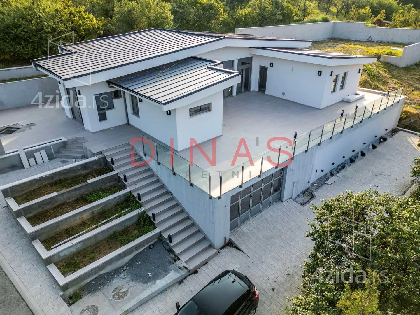Kuća | 4zida
