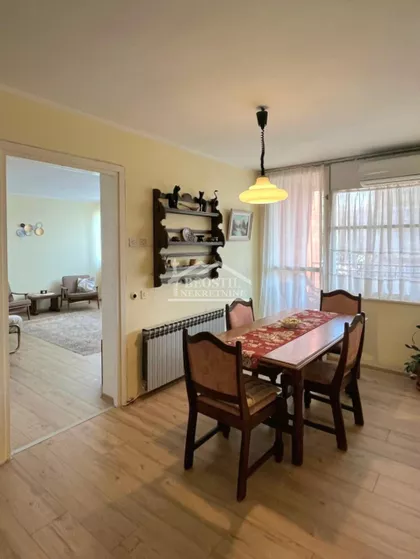 Vjekoslava Kovača | 4zida.rs