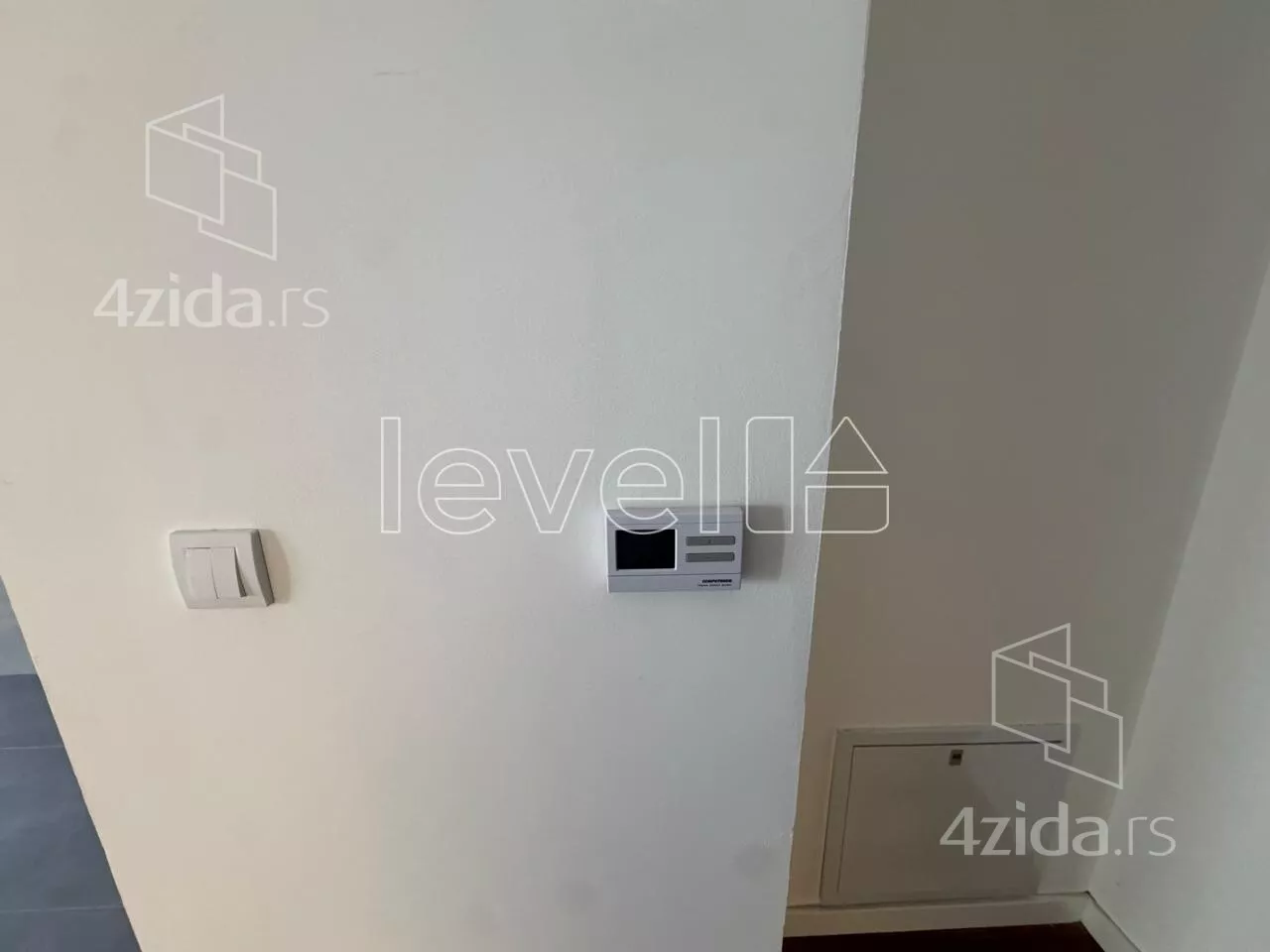 Sedmosoban stan | 4zida