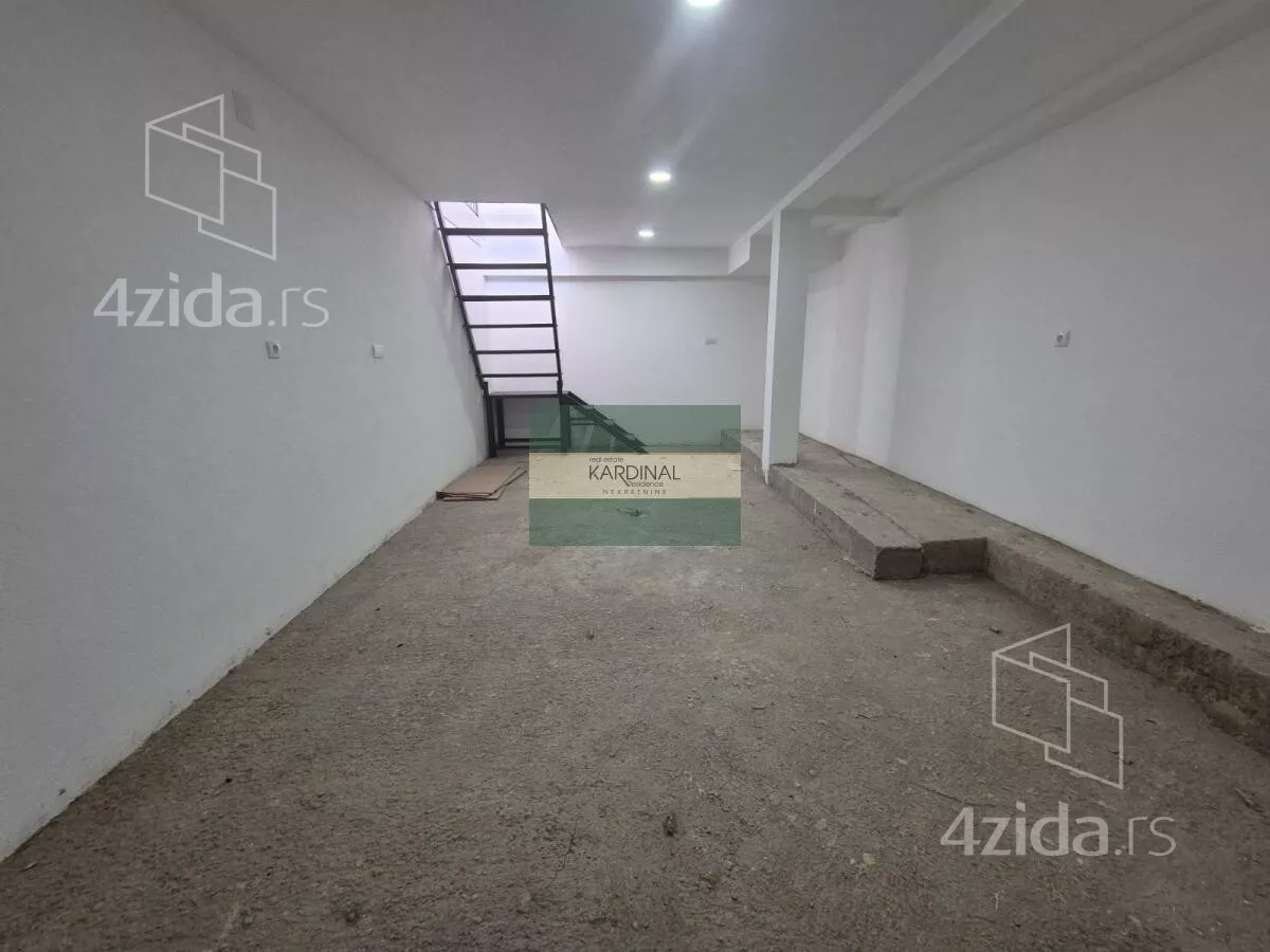 Lokal | 4zida
